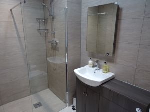 En-suite- click for photo gallery